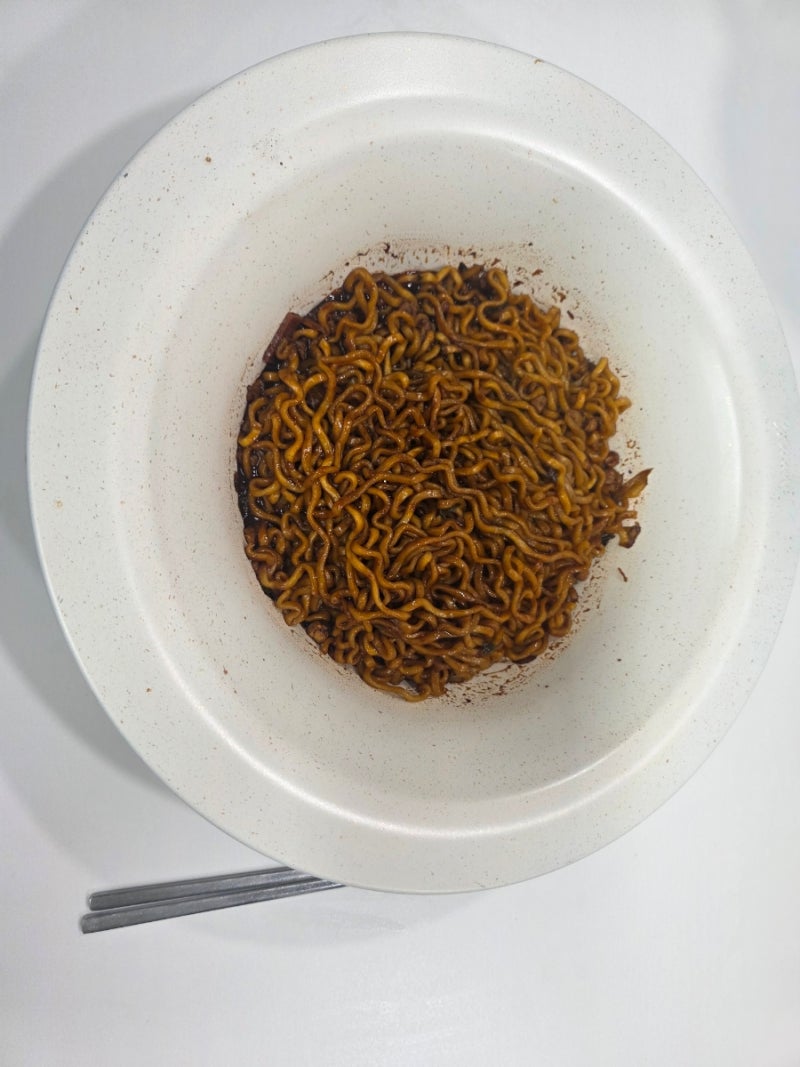 [라면 꿀조합] 삼양의 매콤함과 우지 고소함의 만남! '간짬뽕 + 짜르르' 역대급 '간짜르르' 레....