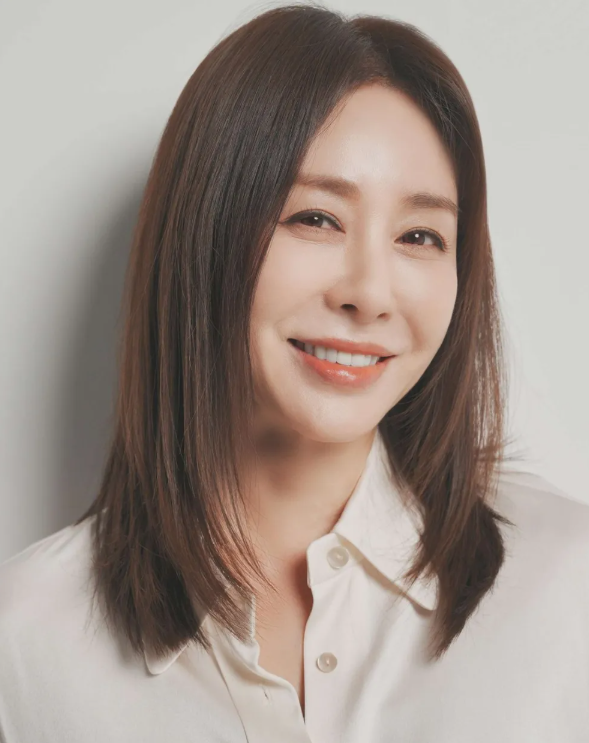 60세 맞아? 김예령 딸과 나란히 등장하자 "자매인 줄"…사위 정체도 깜짝