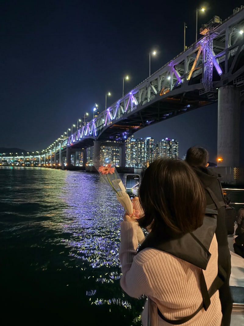 부산 광안리 데이트코스, 불꽃놀이를 즐길 수 있는 요트투어