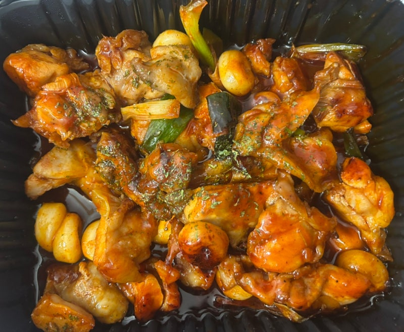 기영이 숯불두마리치킨 마포공덕점 빨강양념 숯불치킨 포장후기