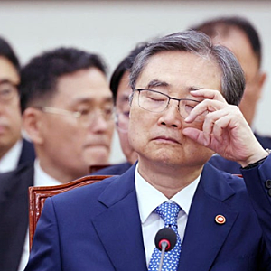 [속보] “북한이 주적이냐, 우크라이나가 주적이냐” 한동훈 질문에 조현 장관 ‘답변 거부....