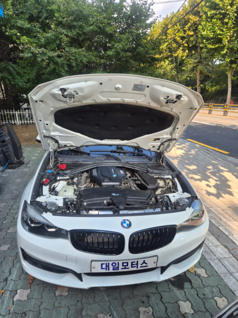 BMW 320D F34 알터네이터 제네레다 제네레타 제네레이터 발전기 교환 재생 수리 전문점 장안동 ....