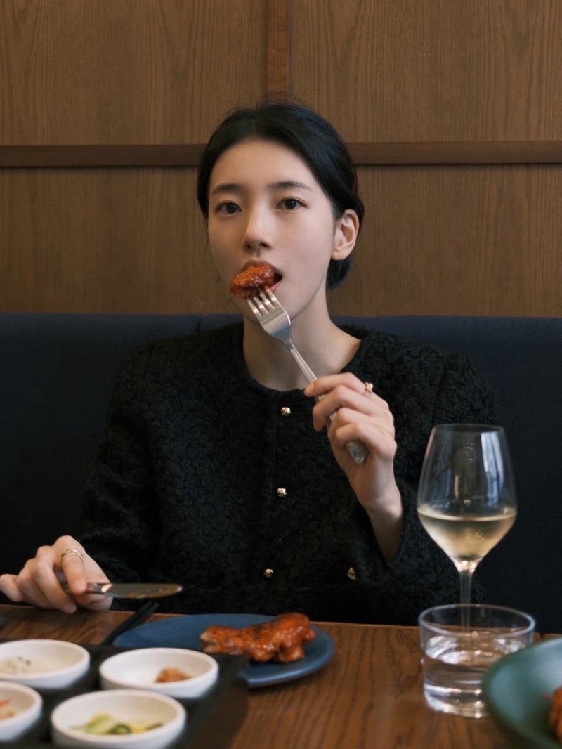 퍼스널컬러가 셀린느?! 파리에서 너무너무 청순한 수지