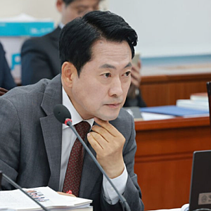 [속보] 이화영 가석방 요구에 장동혁 폭탄 발언…“시킨 분도 곧 옆방으로” 무슨 뜻?