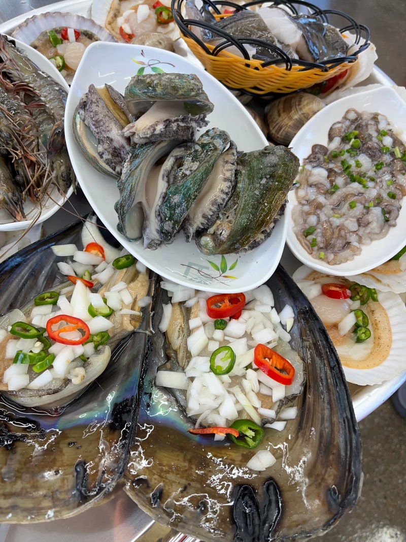 부산 청사포 맛집 하진이네에서 청사포 조개구이로 잔뜩 채운 저녁