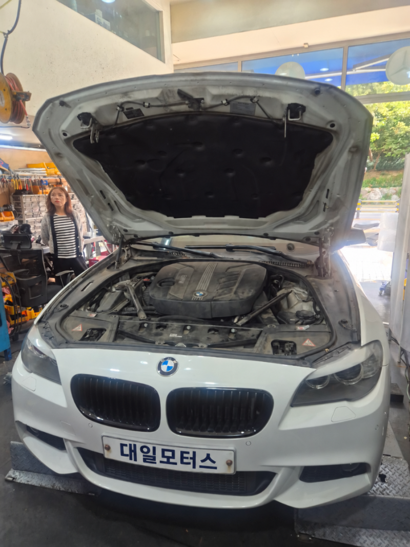 BMW 520D F10 알터네이터 제네레다 제네레타 제네레이터 발전기 교환 재생 수리 전문점 장안동 ....