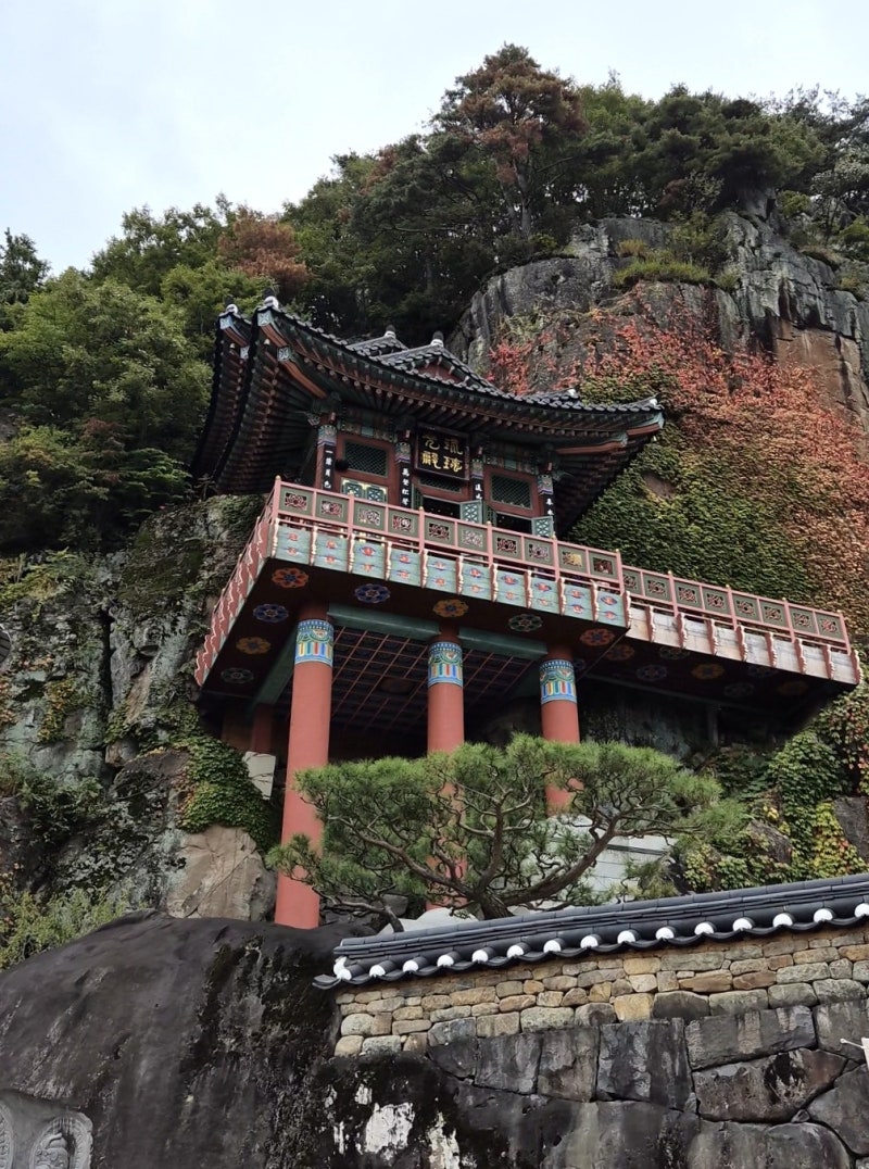 [구례 가볼 만한 곳] 오산 사성암, 절벽 위 아름다운 암자와 섬진강 전망 (+주차 정보)