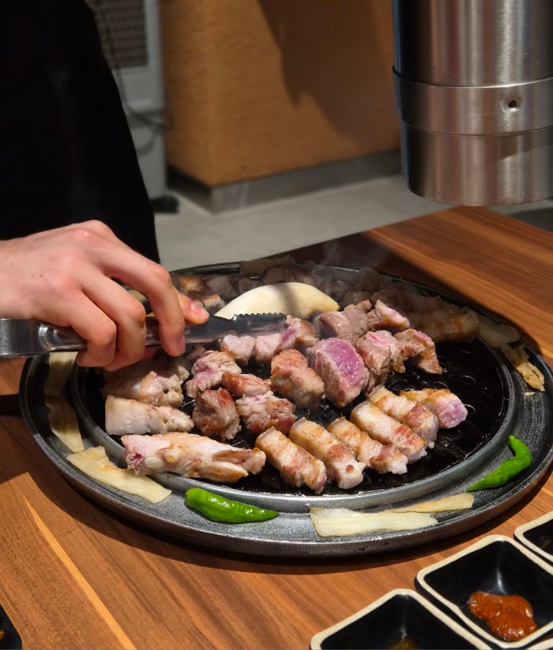제주 조천 맛집 제주삼춘 함덕해수욕장 흑돼지 구워주는고기집