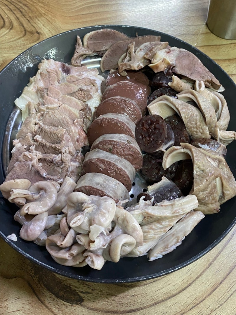 거창 전통시장 맛집 단골식당국밥｜돼지국밥과 피순대가 생각날 때