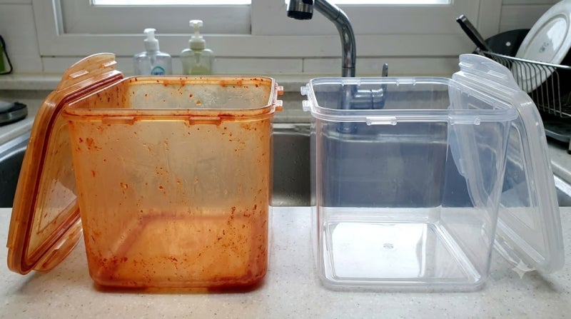반찬통 김치물 냄새 제거, 1분 만에 '이것'으로 끝내는 노하우