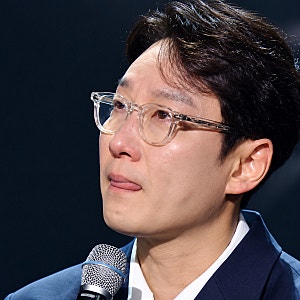 이휘재 부친상 3년 전 모친상 이어 다시 맞은 87세 아버지와의 슬픈 이별