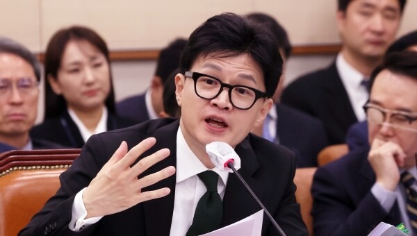 외통위 국감 이틀째, 한동훈 데뷔 무대서 터진 외교공방 총정리