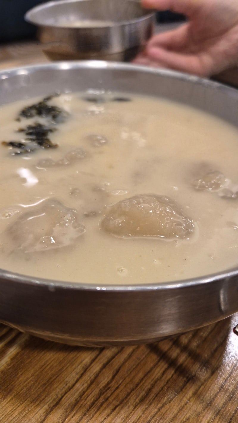 시흥동 원조 옹심이 메밀 칼국수 금천점, 코다리막국수 전병까지 푸짐하게~