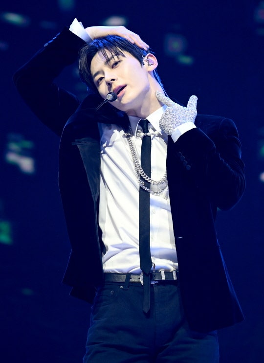 황민현 8개월 만에 컴백, 신곡 'OUR' 들어보기 전 알아둘 3가지 (26년 10월)
