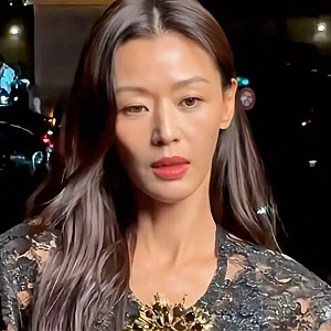 “여전히 예쁜데 왜?” 44세 전지현 얼굴에 쏟아진 ‘급노화’ 평가…김희애 다음은 전지현