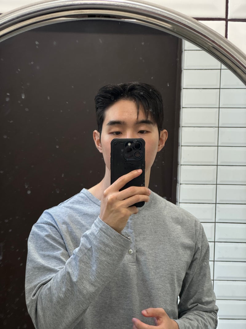 남자 긴팔티 헨리넥 티셔츠 누아트스튜디오 가을 데일리룩
