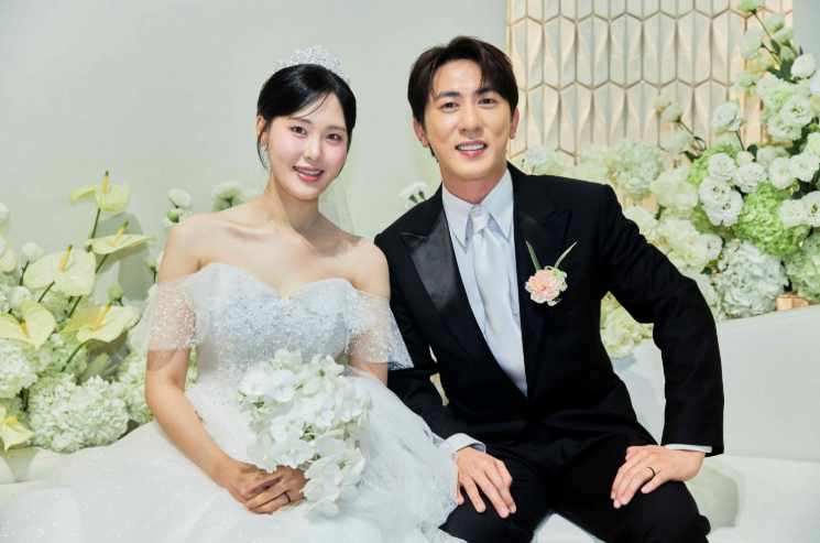 김원훈 엄지윤 진짜 결혼? 숏박스 400만 돌파하며 다시 주목받은 장기연애