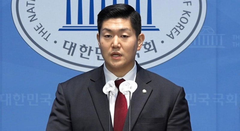 결국 ‘국감 첫날 소환’ 반전…김재섭 “야당 탄압” 외쳤는데, 경찰 조사일 10월 1일→6일 ....