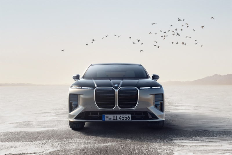 2027 BMW 7시리즈 페이스리프트 공개｜디자인·파노라믹 iDrive·국내 출시 일정 총정리
