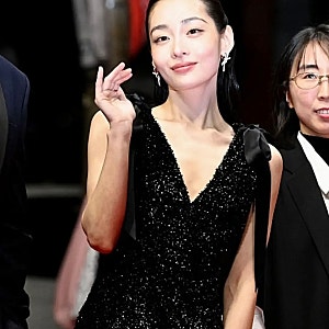 버버리는 잊어라, 샤넬로 예뻐진 김민하 부산국제영화제