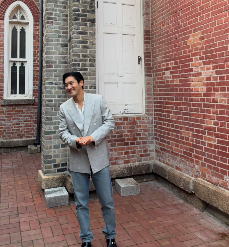 ‘정치색 논란’ 최시원, 축구대표팀 ‘군대 안 간다’ 발언에…손흥민 영상으로 “우승 인....