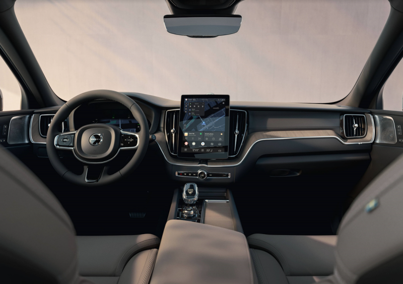 국산 중형 SUV 살 돈으로 볼보 XC60 T6를 산다고? 현실적인 유혹의 실체