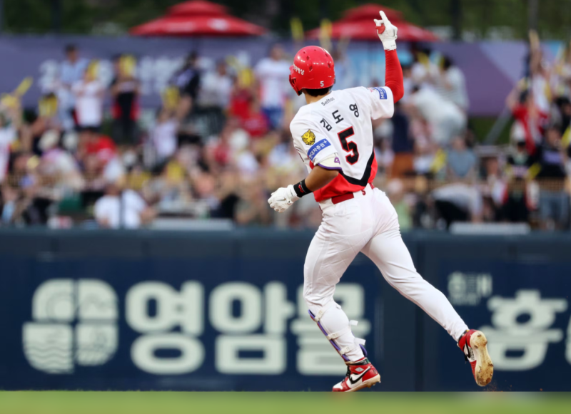 오스틴이 41호 치자 김도영이 또 쳤다… 홈런왕 경쟁 끝까지 간다