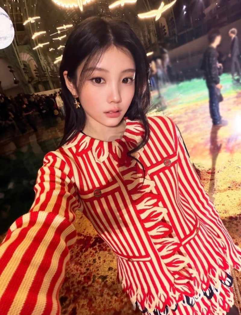 아일릿 원희 샤넬 패션, 공항에선 청순하게 파리에선 화려하게