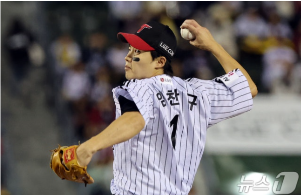 [KBO]LG 준플레이오프 직행 경우의 수 아직 안 끝났다! '임찬규 데뷔 최초 15승 위엄' 잠실 라이....