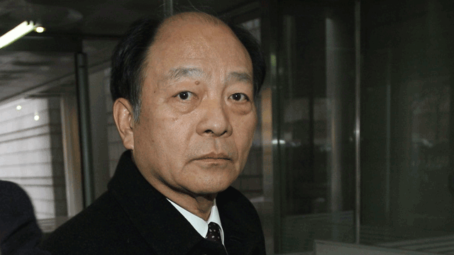 3938억 안 내던 ‘선박왕’ 권혁, 결국 1000억부터 꺼냈다…15년 만에 ....