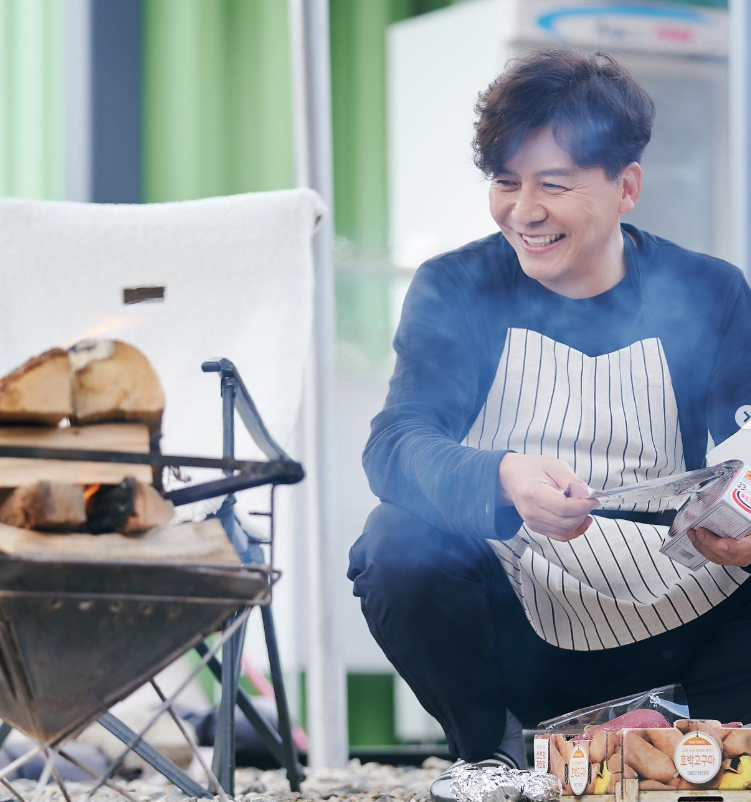 '오연수♥' 손지창, 56세 근황 공개…결혼 28년 차 '원조 미남' 클래스 그대로