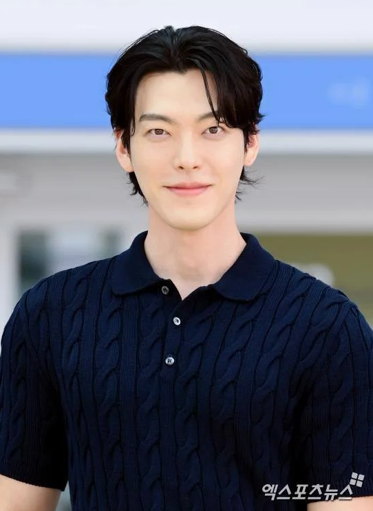 "누나 주려고 차에 싣고 다녔어" 김우빈 역대급 미담! 신민아와 10년 연애 끝 결혼 이야기까지