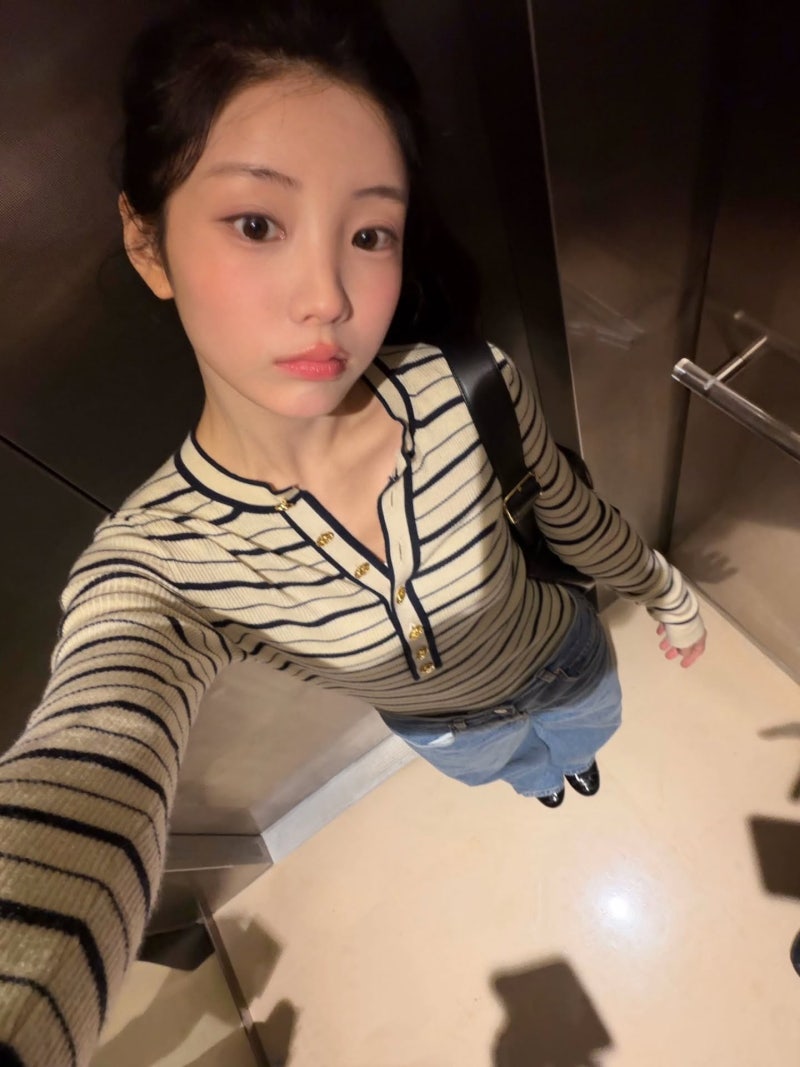 20살 되더니 분위기 확 달라졌다는 여자아이돌, 파리에서 찍은 여친짤 패션