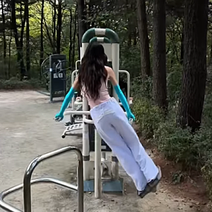 아니 장원영이 왜 여기서 나와..? 청담공원 사진 봤더니