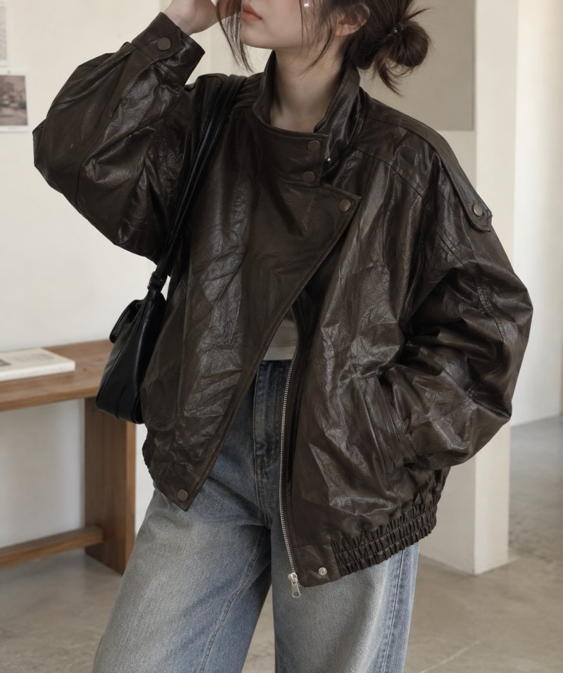 레더자켓 구겨졌을 때 어떻게 펴지? 주름 망치지 않고 펴는 방법