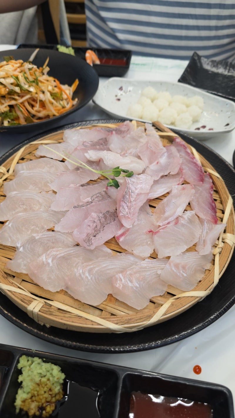 강릉 물회 맛집 강릉횟집 삼삼이네 경포대점 가성비 2인 회세트 추천