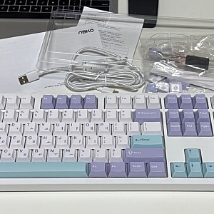 [Lab Report 001] 앱코 A108K 벚꽃축 기계식 키보드 사용기