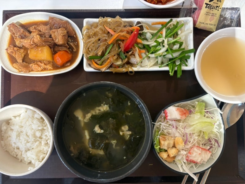 [키토의 단체급식 특식 메뉴 추천 : 돈LA갈비찜/소고기미역국/잡채]
