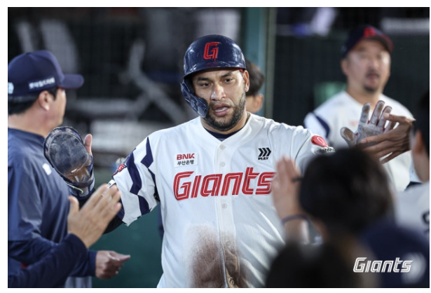 [KBO]"신기록은 이제 시간문제다!" 김도영 글러브 튕겨 나온 타구로 202안타 쳐낸 레이예스의 ....