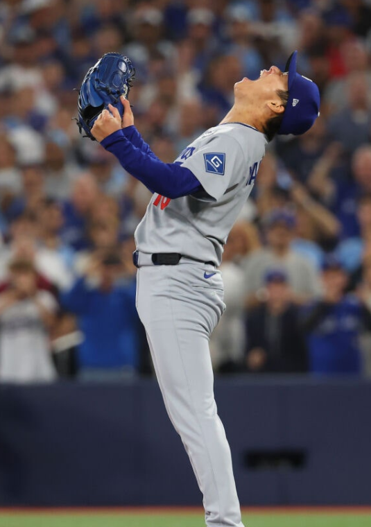[MLB]"가장 비싼 투수라 욕먹었는데 알고 보니 4356억이 역대급 헐값 계약?" 야마모토 10K 완벽....