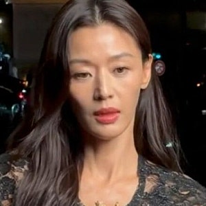 “내가 알던 전지현 맞아?”...사진 한 장에 충격, ‘급속 노화설’까지 나온 이유