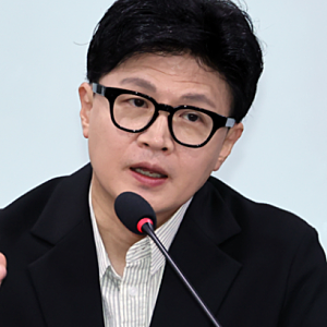 [속보] 한동훈 “국정원장 미국 입국 거부당했다”…조현 “제가 아는 한 없다” 정면 반박