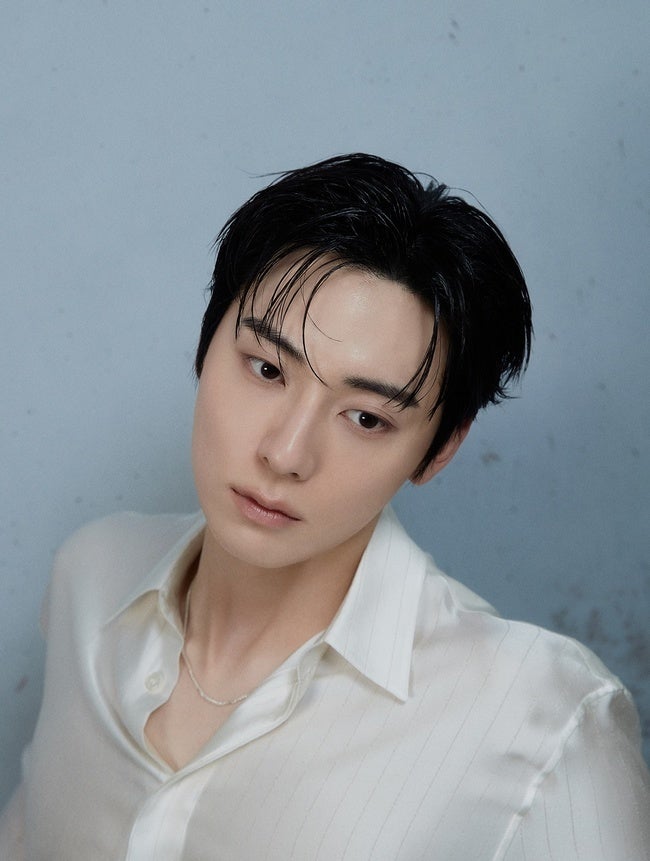 황민현 8개월 만에 돌아왔다…오늘 공개된 ‘OUR’는 어떤 곡?