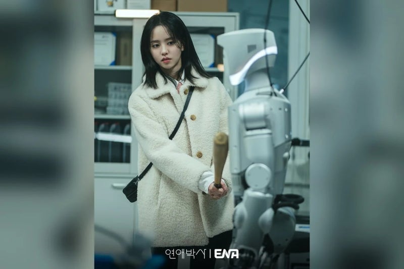 "술김에 먼저 다가갔다"… 김소현, 추영우에 거침없는 직진 키스로 연애박사 시청률 반등 성....