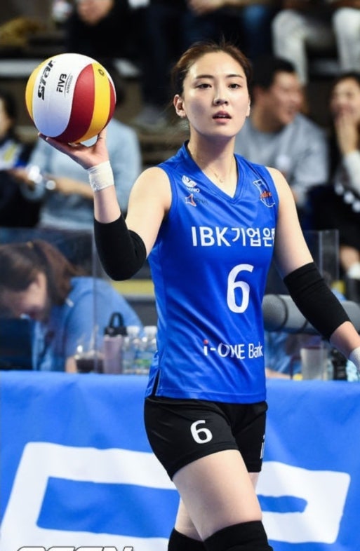 “슬럼프로 1억 6000만원 포기하고 은퇴했는데...” 이나연, 1년 만에 MVP 후보로 돌아왔다