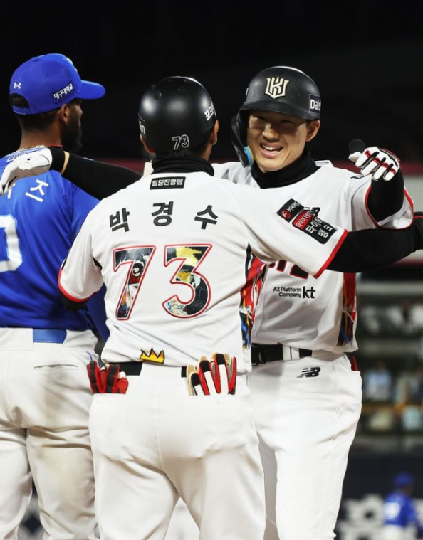 최다 안타 신기록 썼다…최원준, 40홈런 김도영 오스틴과 MVP 경쟁 가능할까