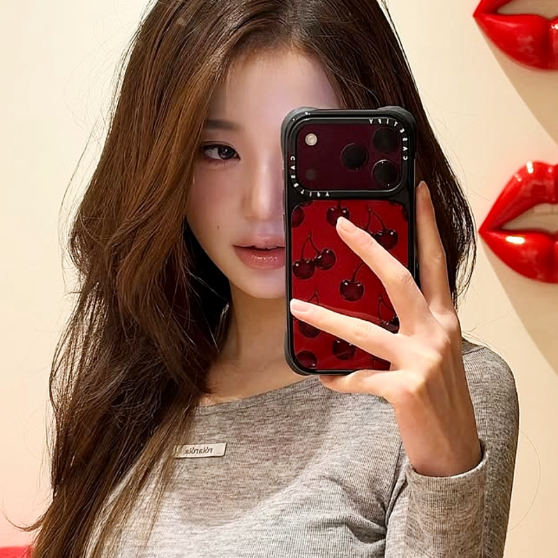 장원영 회색 티 한 장, 디올보다 눈에 띈 이유