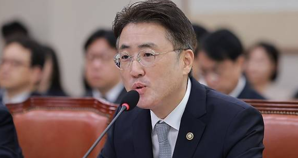 이화영 가석방 요구 법무부 심사 대상 아니다