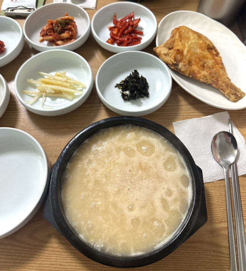 [강원/양양] 맛있어서 이틀 연속 방문한 황태 국밥 맛집 -감나무식당