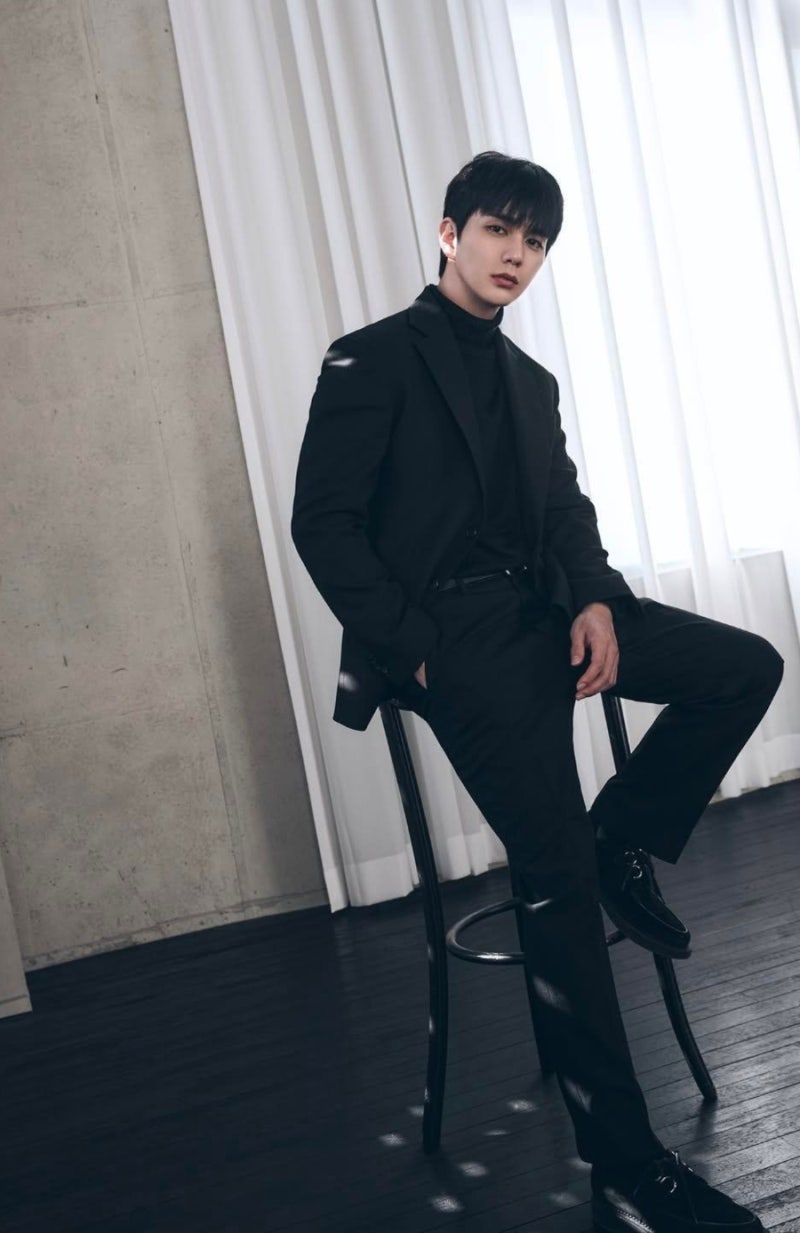 열애설 한 번 없던 유승호…알고 보니 6년째 만난 ‘이 여자’ 있었다?